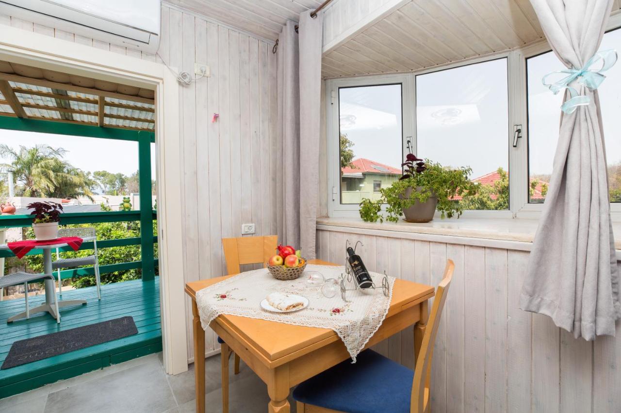 Leyad Hashmura Lodging Yesud HaMa'ala Kültér fotó