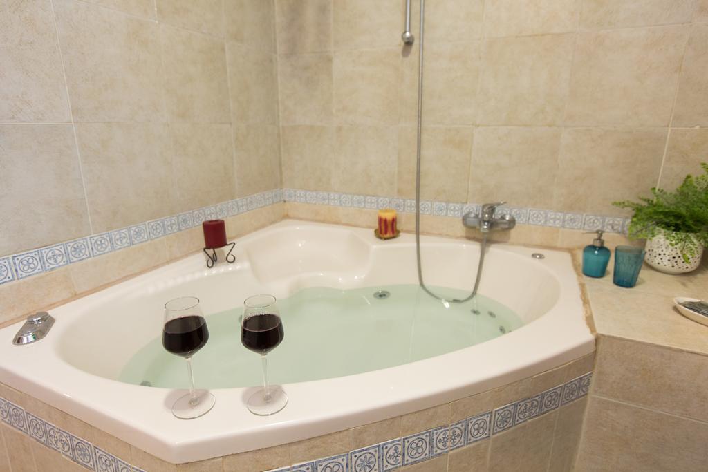 Leyad Hashmura Lodging Yesud HaMa'ala Kültér fotó